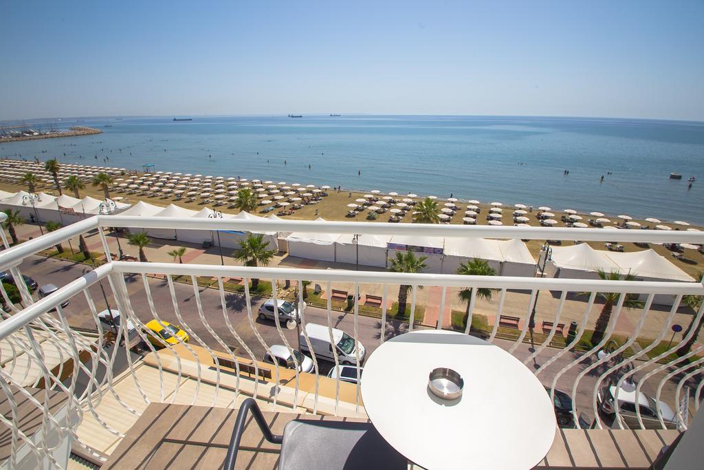 Zodiac Hotel Apartments Larnaca Exterior photo